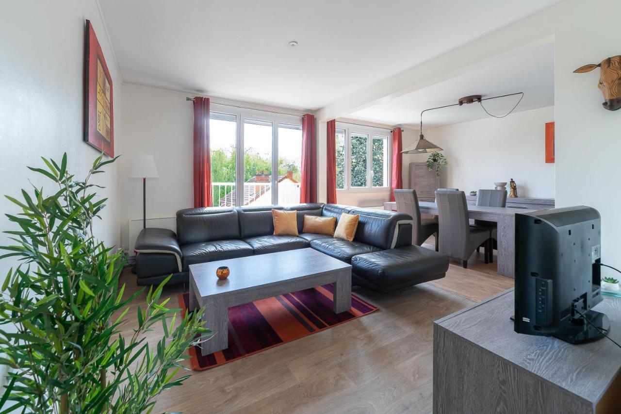 Le Raymond - Appartement Proche Du Centre Sportif, Des Rives De L'Allier Et Du Centre-Ville - Parking Виши Экстерьер фото
